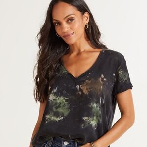 Cloth & Stone tie dye v-neck t-shirt - size XS oversized fit